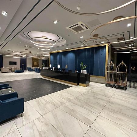 Arlowes At 20F Grand Residences Cebu Bagian luar foto