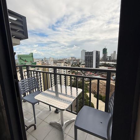 Arlowes At 20F Grand Residences Cebu Bagian luar foto