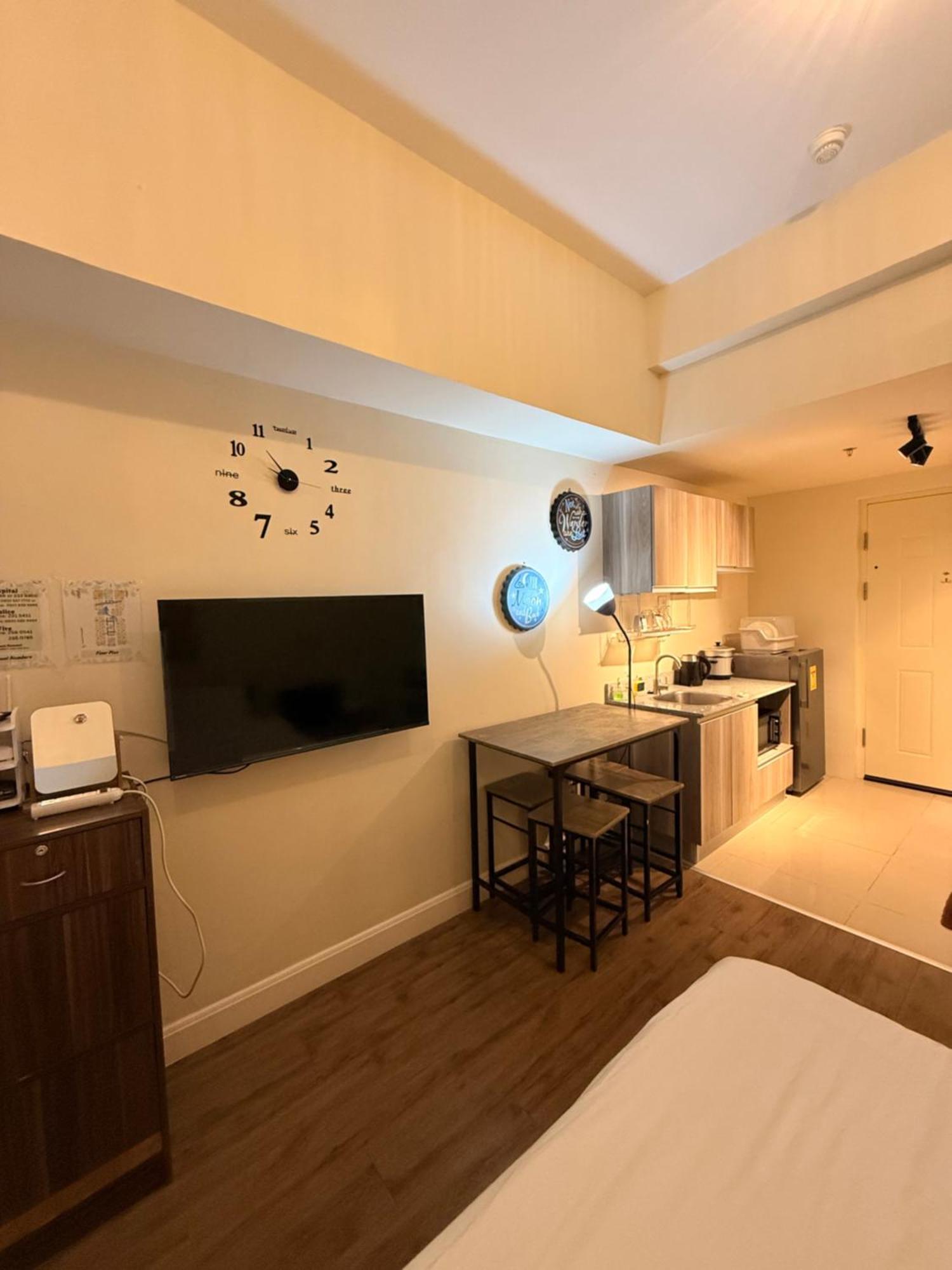 Arlowes At 20F Grand Residences Cebu Bagian luar foto